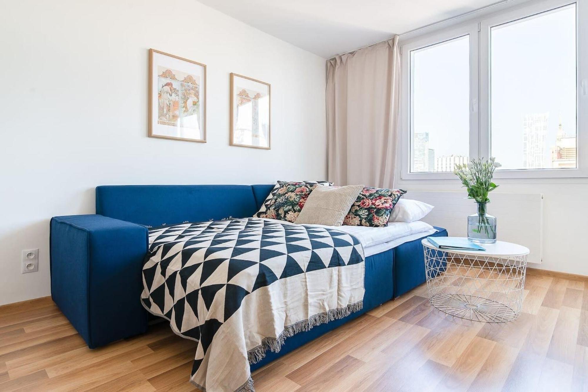 Navy Aesthetic Apartment With Balcony By Noclegi Renters Warszawa Eksteriør bilde